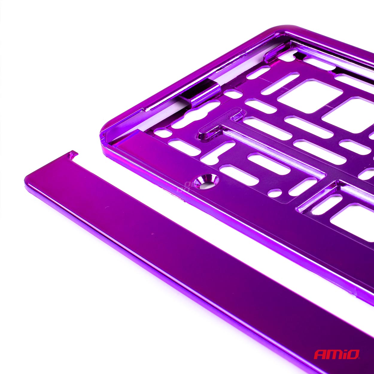 Paarse metallic kentekenplaathouder voor auto
