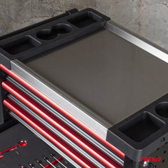 Laden met gereedschap in EVA-inlays