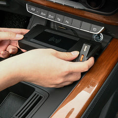 Audi A4/A5 2016-2024 draadloze autolader met 15W snelladen 