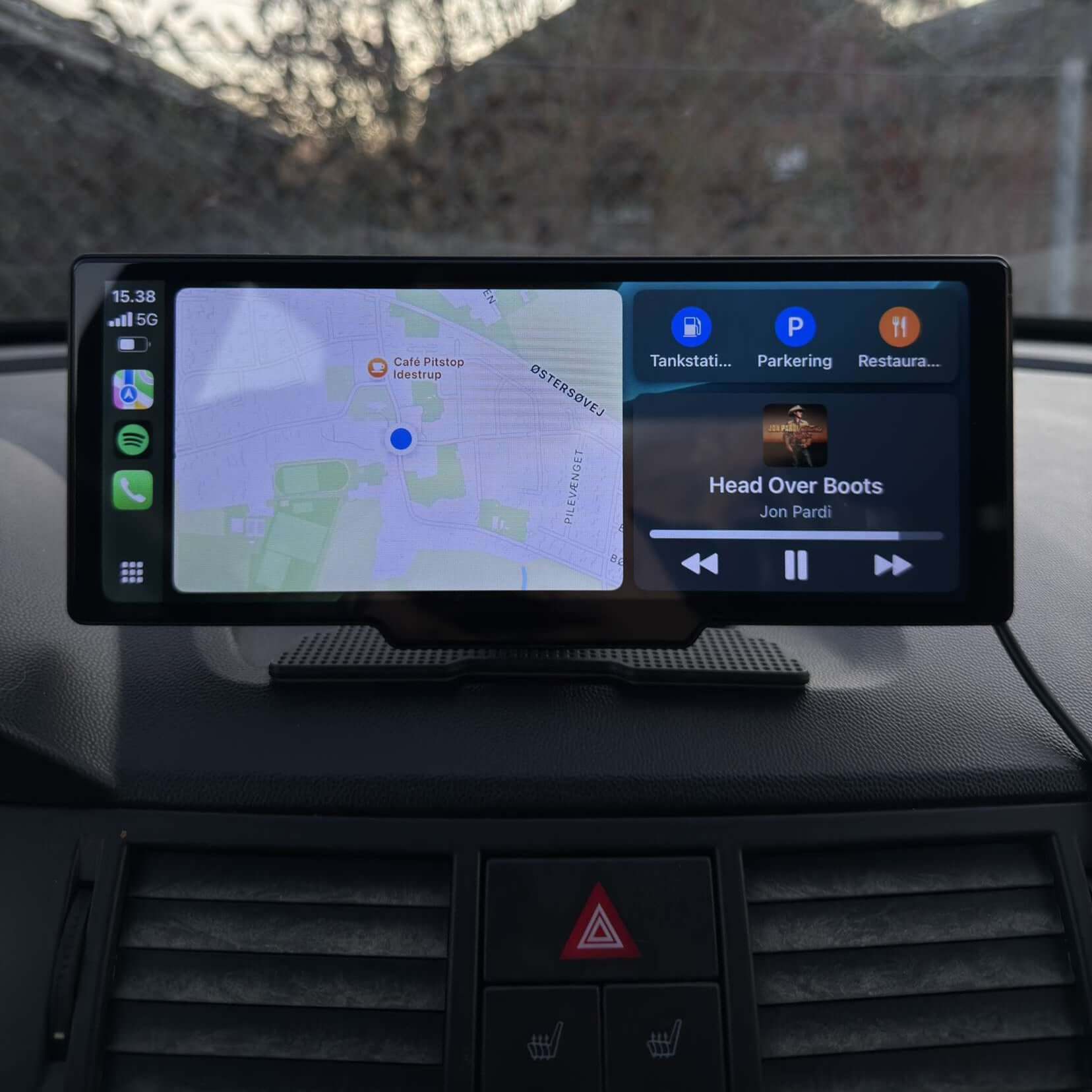 Universel Medium - 10,26" radio m. Apple Carplay og Android Auto – Bilmedie.dk