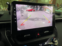 Toyota Corolla Auris 19-23 - 10,1" radio met Apple CarPlay en Android Auto scherm met achteruitrijcamera-weergave.