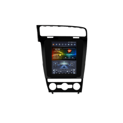 VW Golf 13–17 – 9,7” Radio m. Apple CarPlay og Android Auto touchscreen med specialtilpasset ramme.